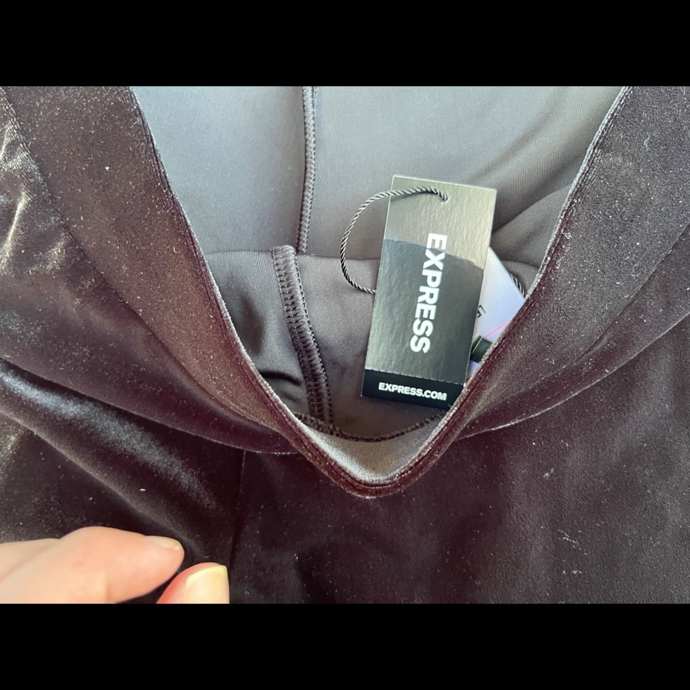 NWT Velvet Mid-Rise Legging - Picture 13 of 13